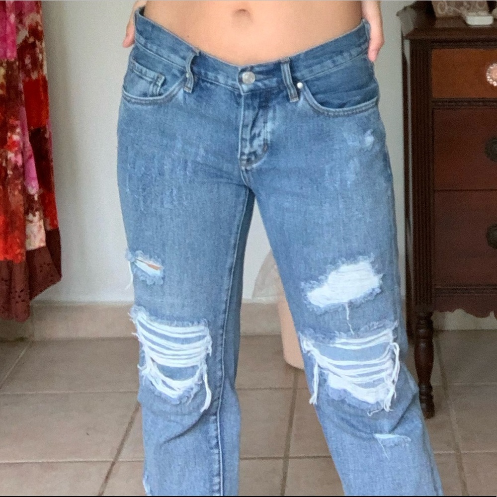 BOYFRIEND JEANS